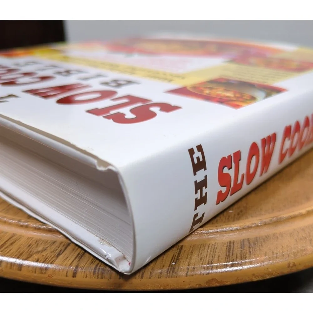 2005 The Slow Cooker Bible Favorite Brand‎ Name Recipes VTG Hardcover VERY GOOD